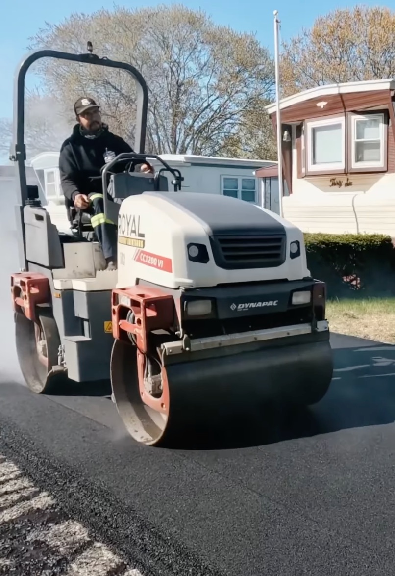 Seasonal Asphalt Maintenance: What to Do Year-Round